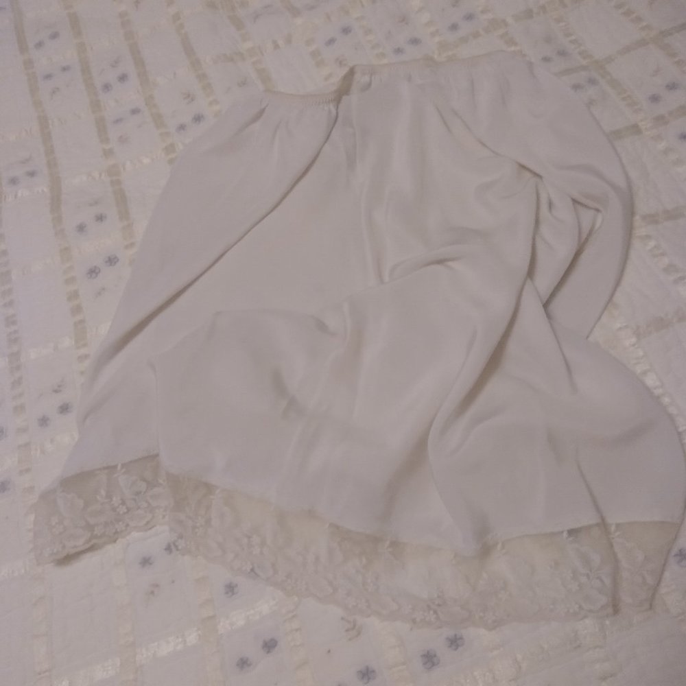 Wacoal Ivory and Lace Half Slip